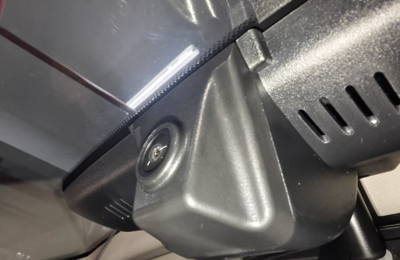 Xevaban.com ở 214 Giải Phóng là đơn vị chuyên cung cấp phụ kiện oto, đồ chơi oto, phụ tùng oto, phụ kiện haval h6, đồ chơi haval h6, xevaban, 214 giải phóng, cam hành trình haval h6, camera hành trình haval h6, camera haval h6.